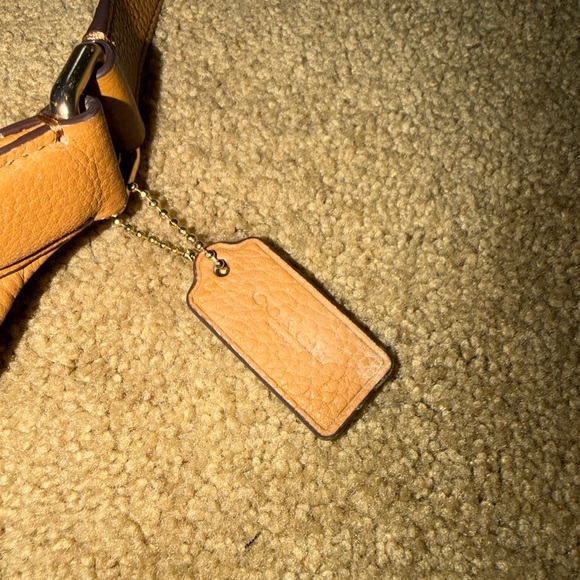 Coach Tan Leather Women's Fanny Pack - Picture 6 of 8